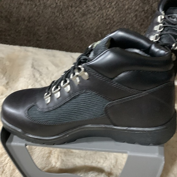 Timberland "Beef n Broccoli" Field Boot SZ 6. Black and wheat  nubuck no tags - Picture 4 of 8